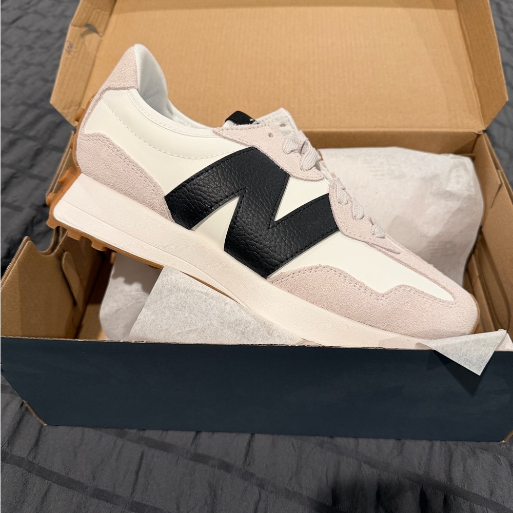 New Balance 327 women’s  Cream and Black Sneakers